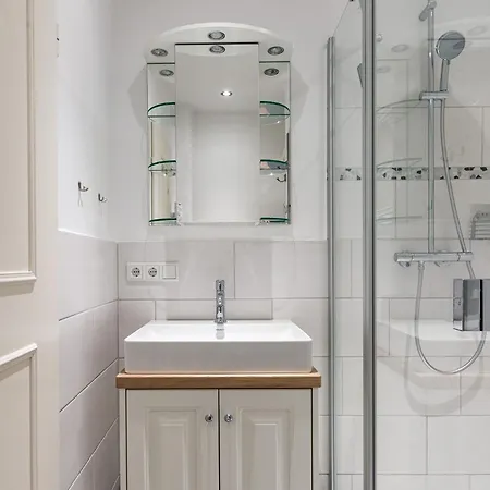 Haus Uthlande 6 *